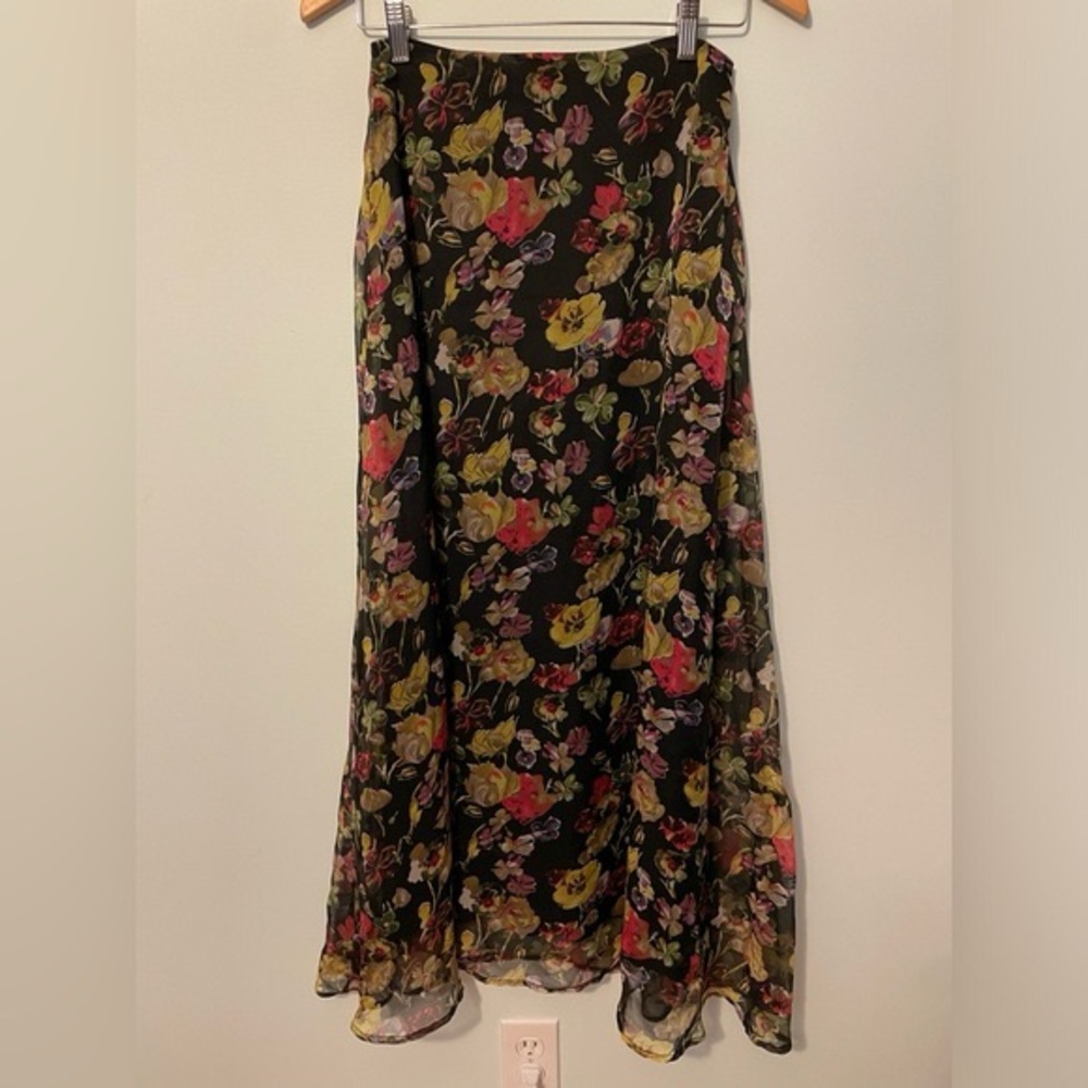 Moon Collection Floral Skirt Size Small